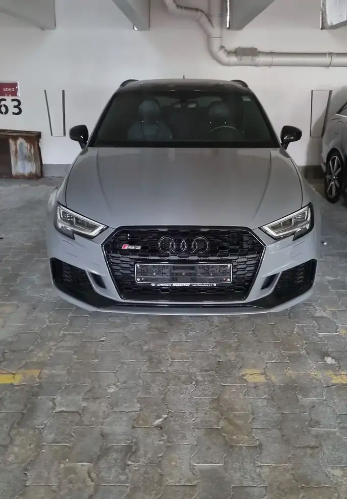 Obhliadka vozidla Audi RS3 pred kúpou